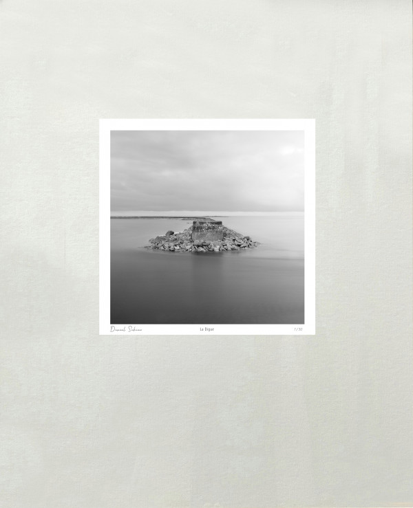 LA DIGUE- Collignon - Manche - France 2010 - Réalisation au reflex numérique - Pose longue - Photographie N° PL 04