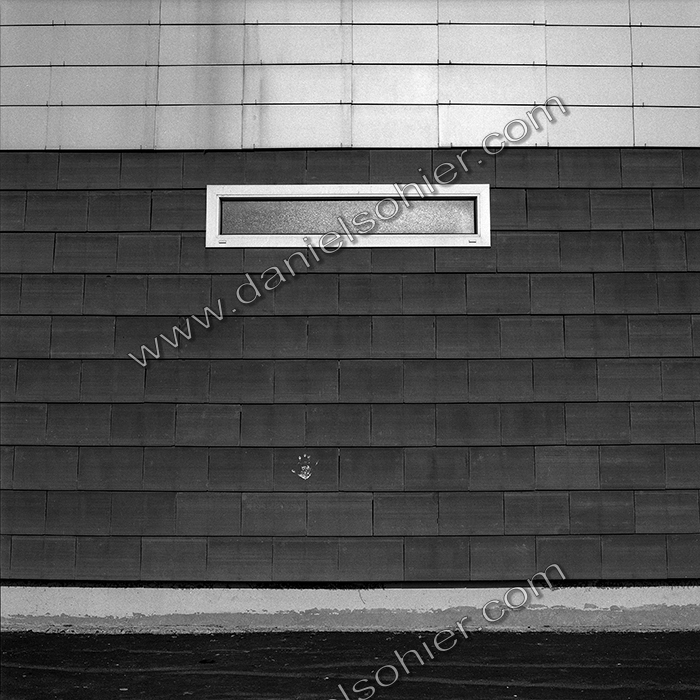 LA MAIN - ZUP Octeville - Manche - France 1990 - Hasselblad 6x6 argentique Photographie N° LCT 05